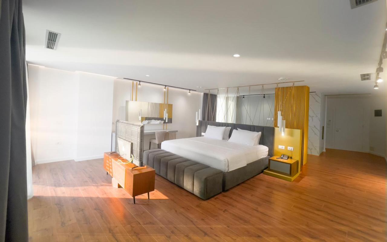 Dorchester Hotel Saranda Dış mekan fotoğraf