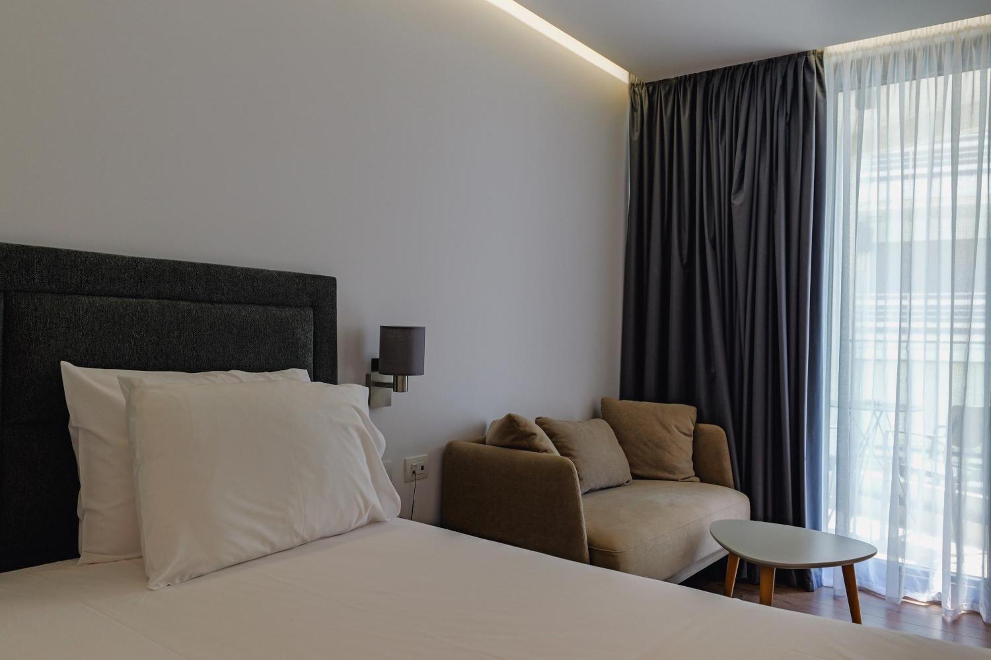 Dorchester Hotel Saranda Dış mekan fotoğraf