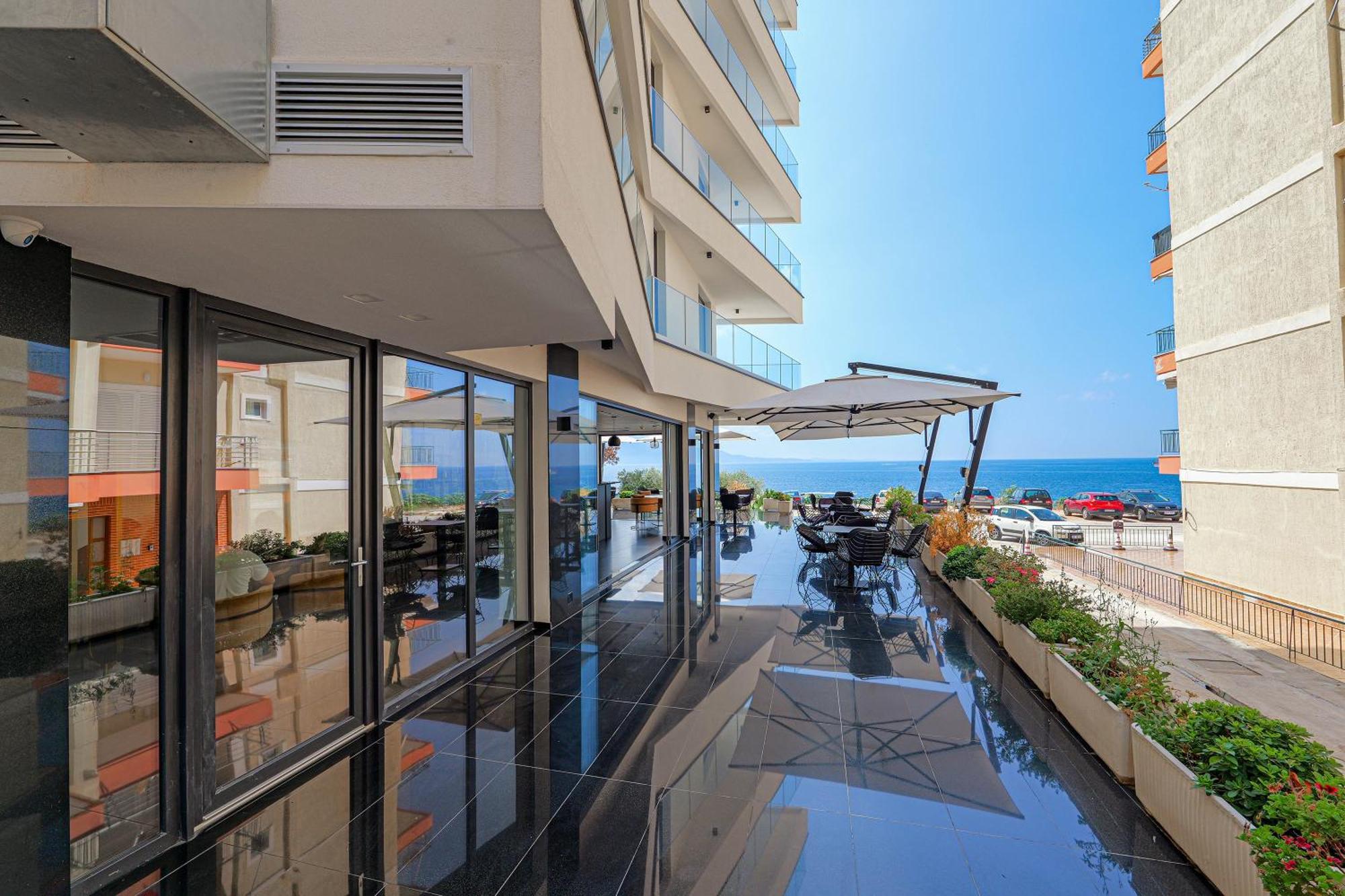 Dorchester Hotel Saranda Dış mekan fotoğraf