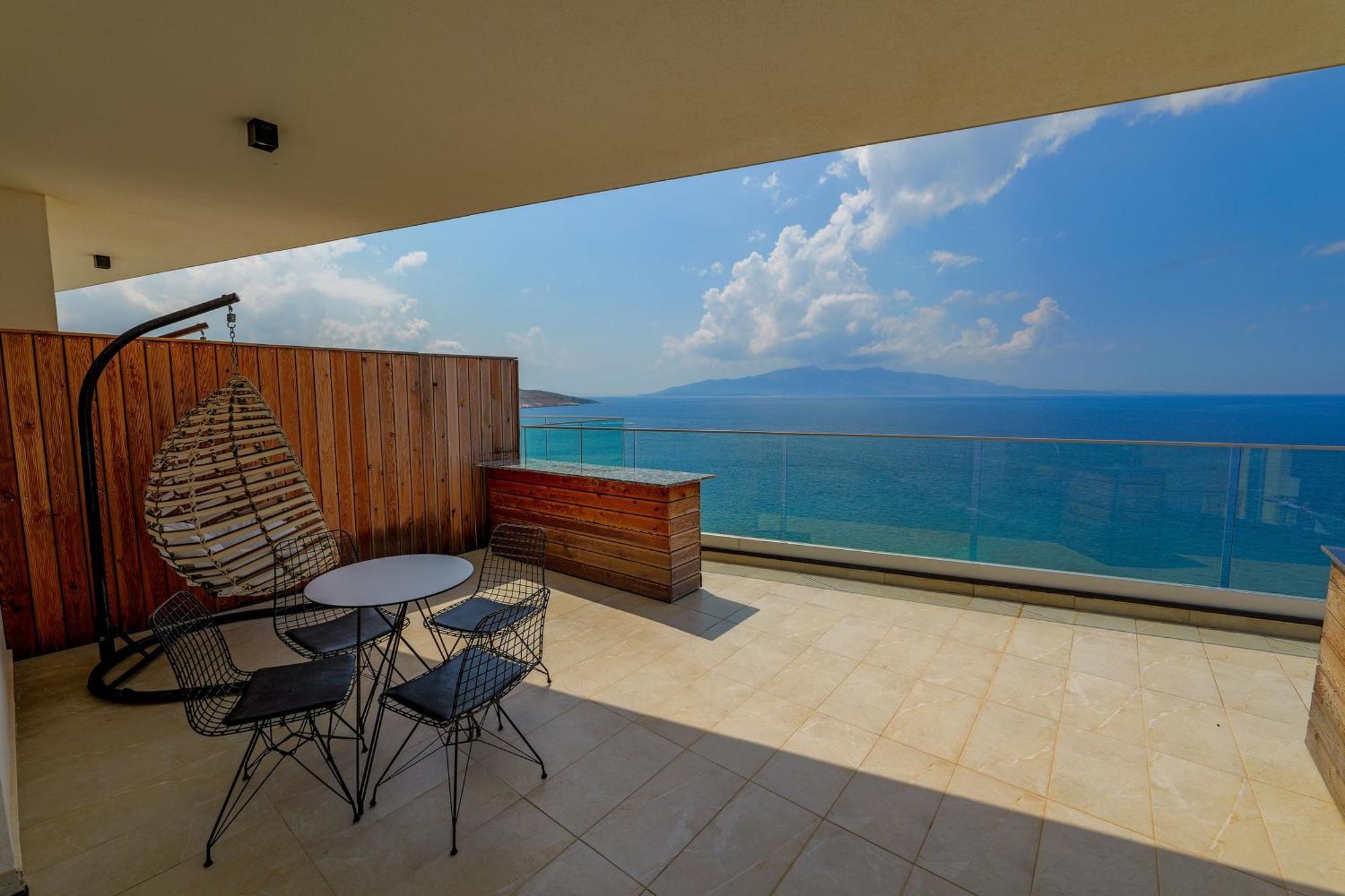 Dorchester Hotel Saranda Dış mekan fotoğraf