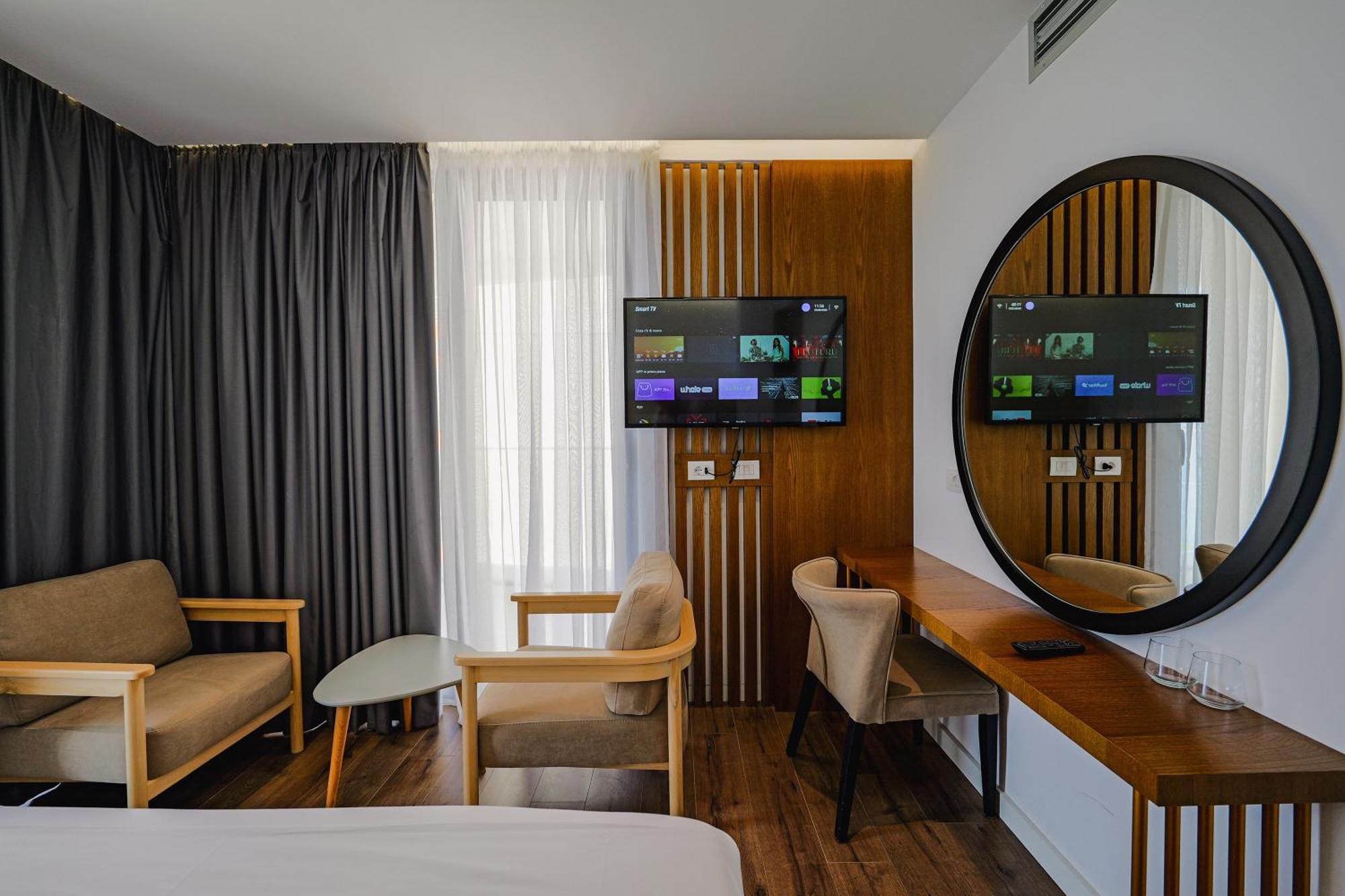 Dorchester Hotel Saranda Dış mekan fotoğraf