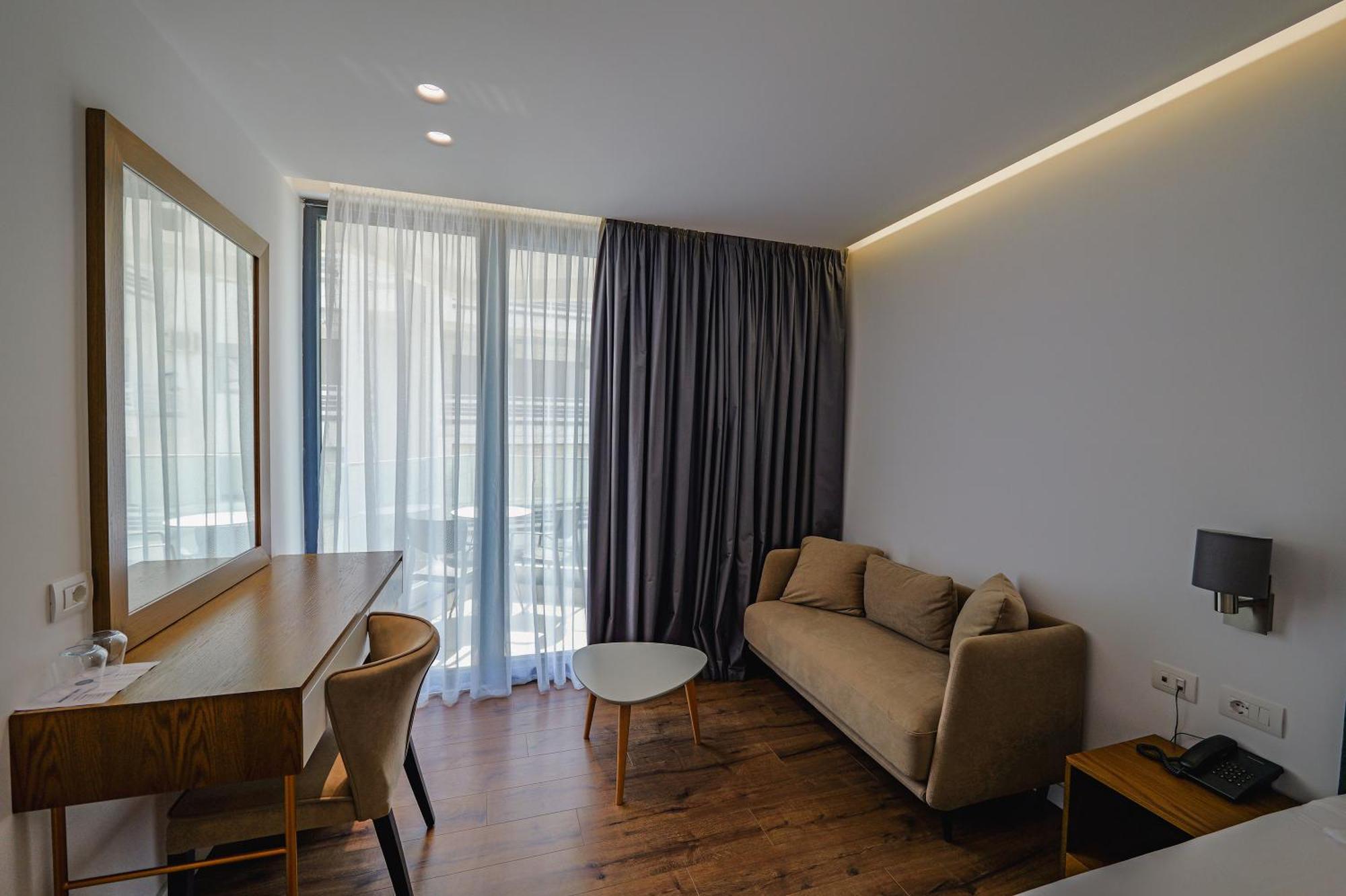 Dorchester Hotel Saranda Dış mekan fotoğraf
